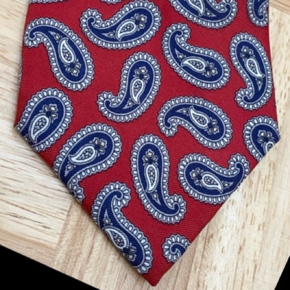 Vintage Christian DIOR All Silk Red Paisley Men’s Necktie - Picture 1 of 11
